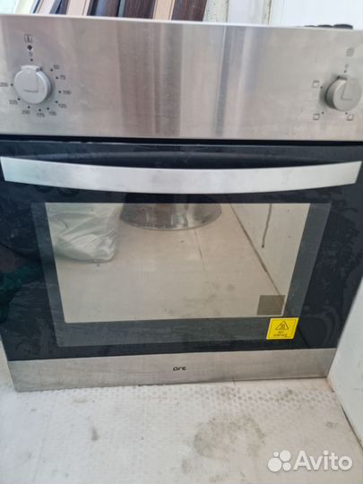 Духовой шкаф+варочная панель на 4 комфорки