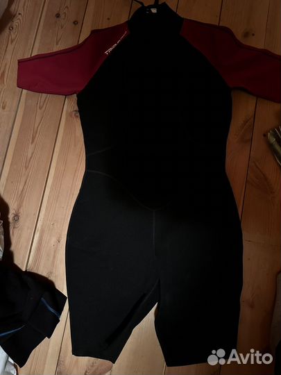 Сухой гидрокостюм Tribord размеры S и XL