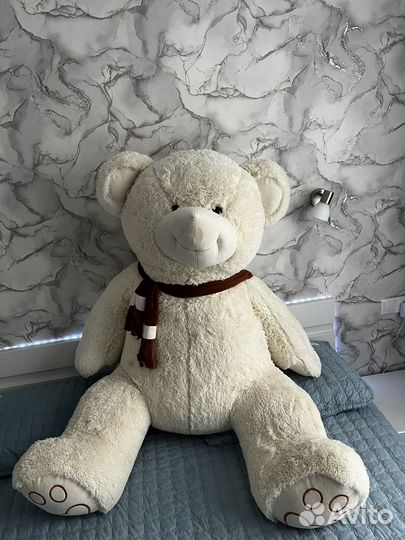 Плюшевый медведь