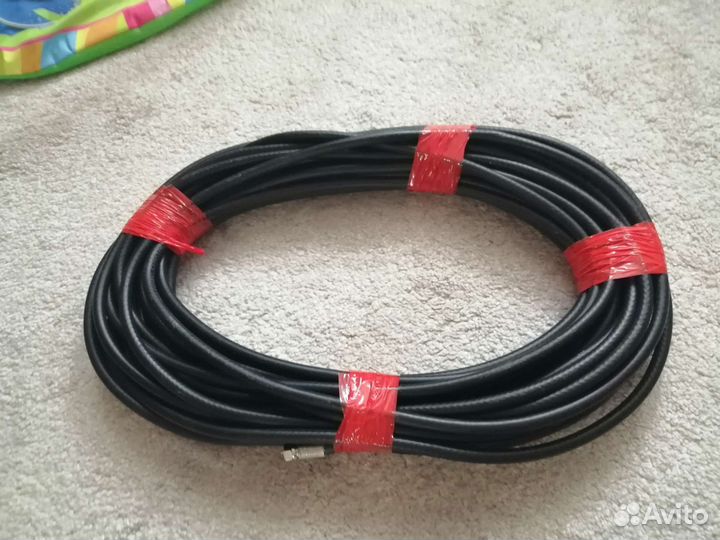 Спутниковая тарелка Sensat