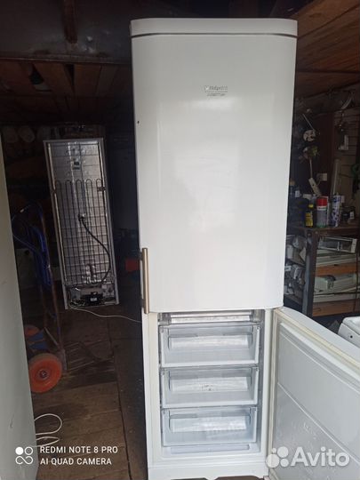 Холодильник Аристон