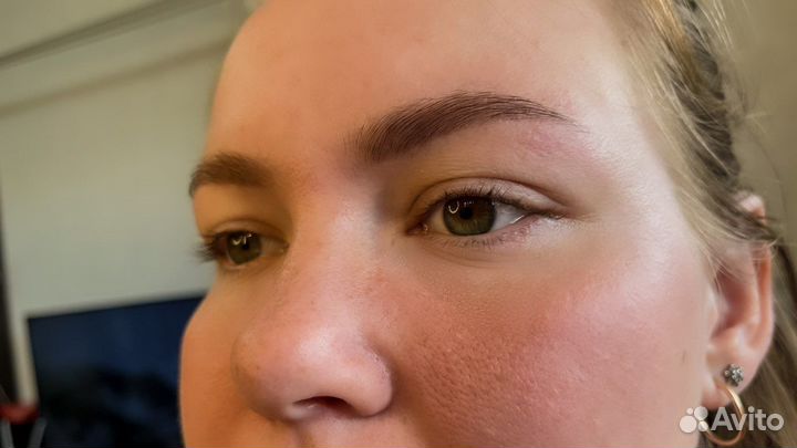 Оформление и окрашивание бровей