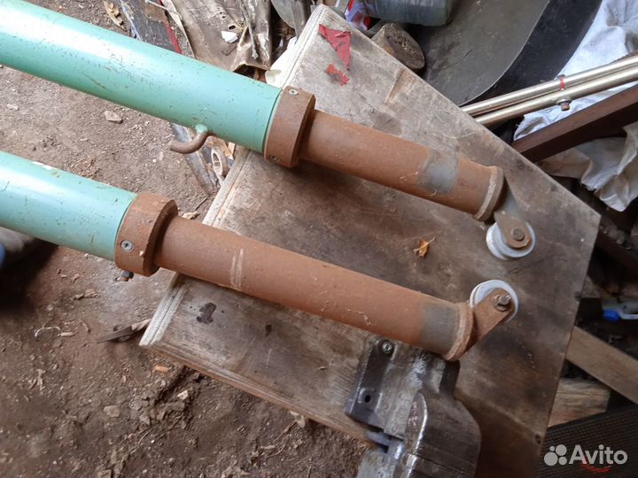 Волейбольные стойки телескопические 2 шт