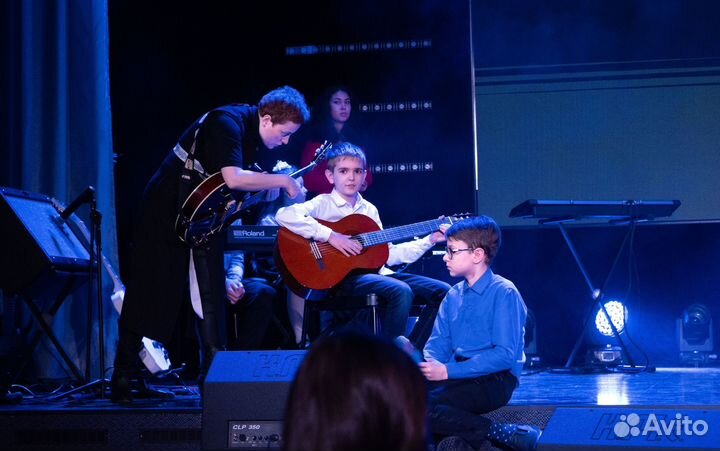 Уроки игры на гитаре и укулеле