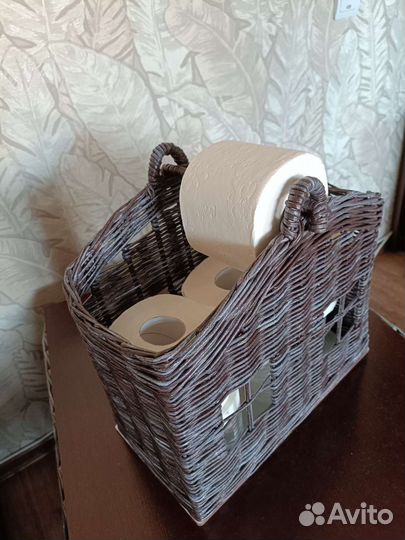 Домик для туалетной бумаги