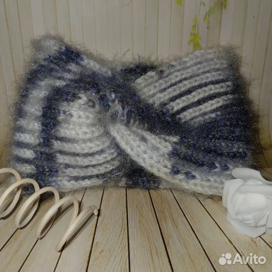 Повязка на голову вязаная