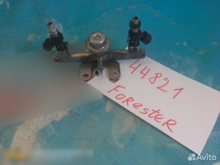 Рейка топливная (рампа) Subaru Forester (S11) 2002