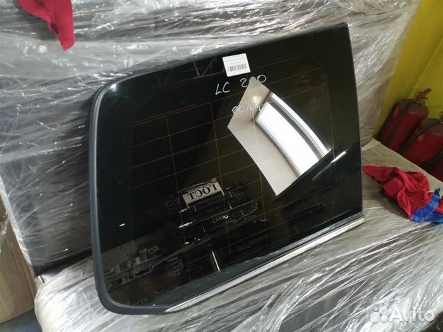 Стекло кузовное глухое правое toyota Land Cruise