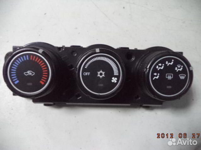 Переключатель отопителя Mitsubishi Outlander XL 78