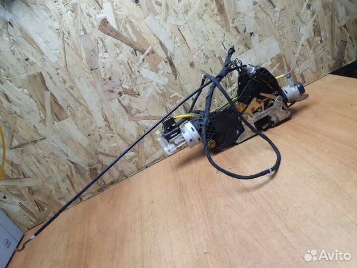 Замок двери задний правый Mercedes S-Class W220