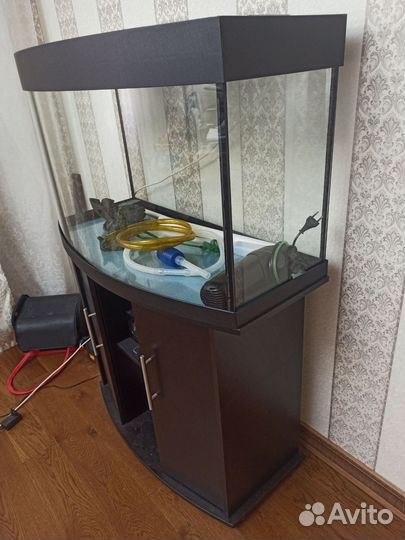 Аквариум с тумбой