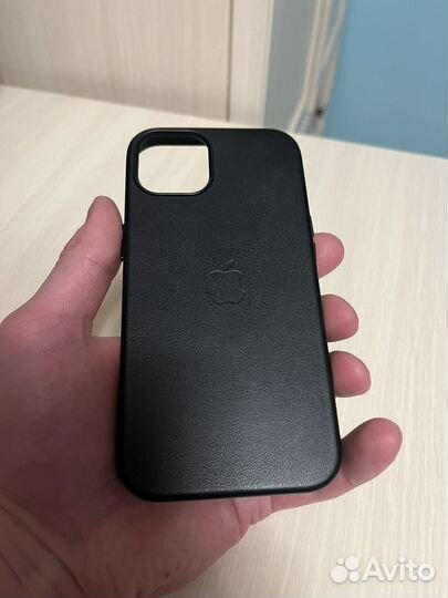 Оригинальный кожаный чехол iPhone 13