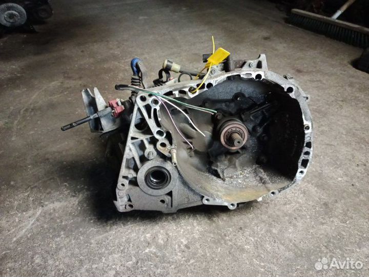 МКПП renault megane 2 1.6 k4m jh3143 jh3142