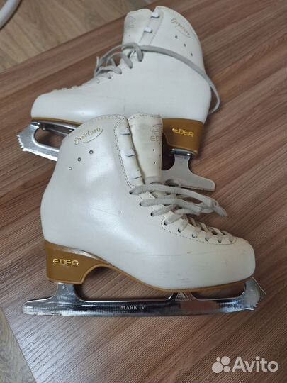 Фигурные коньки edea 245