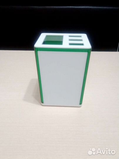 Стакан для зубных принадлежностей