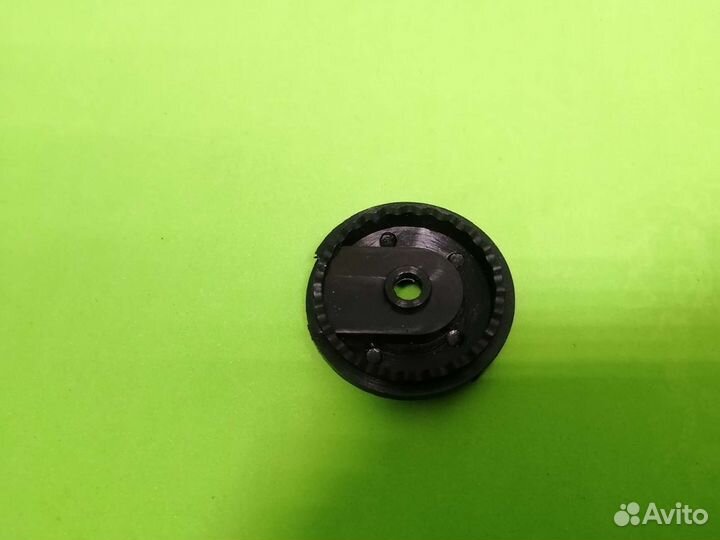 Накладка трещетки капюшона N 001