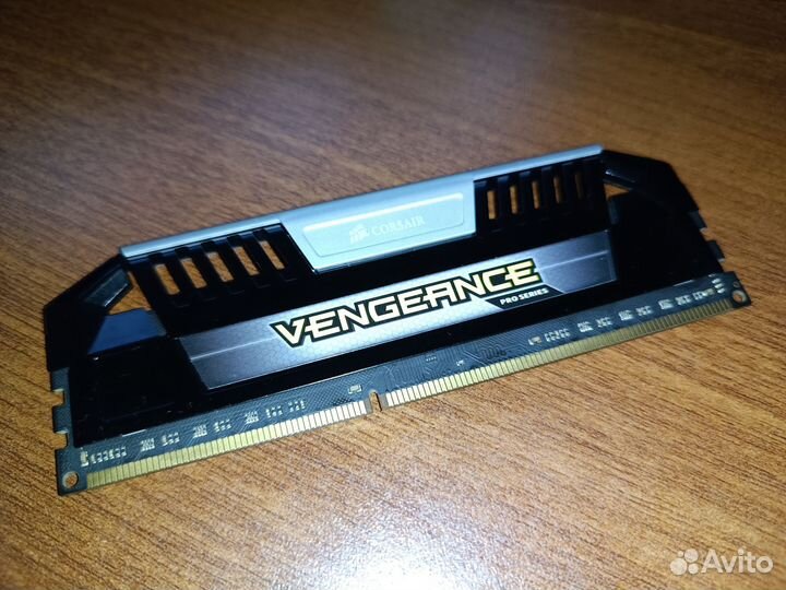 Оперативная память DDR3 8GB