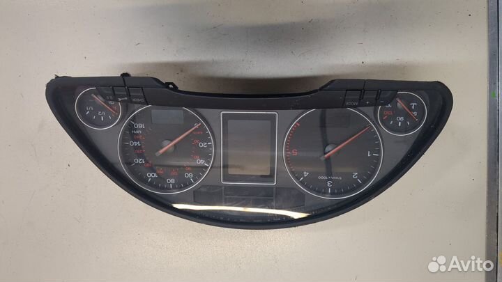 Щиток приборов Audi A4 (B6), 2004