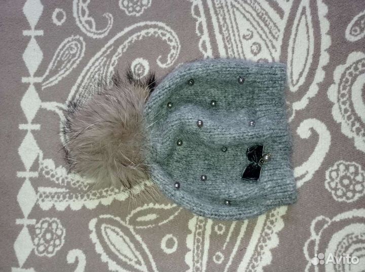 Шапка-берет помпон енот