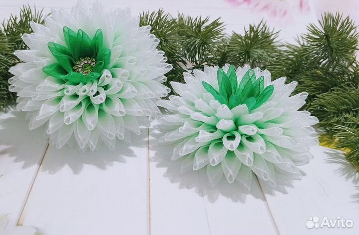 Нарядные бантики для новогодних утренников