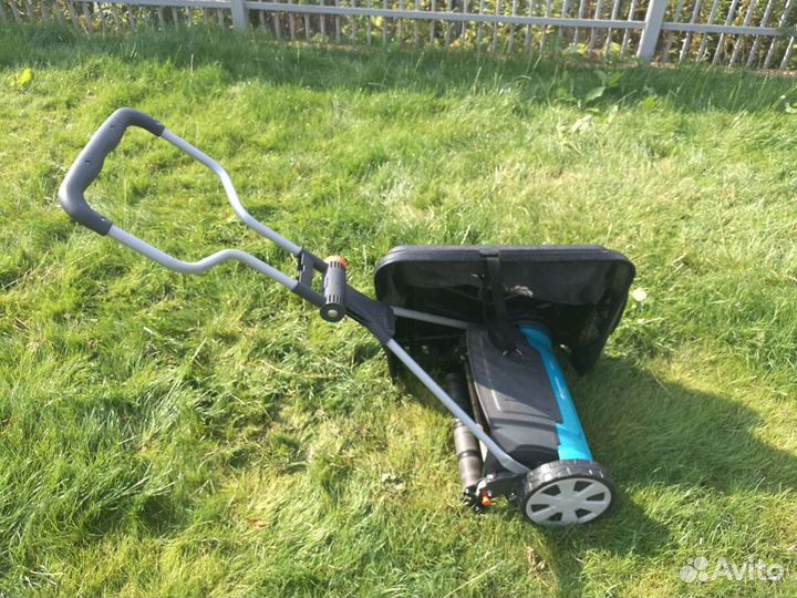 Газонокасилка садовая