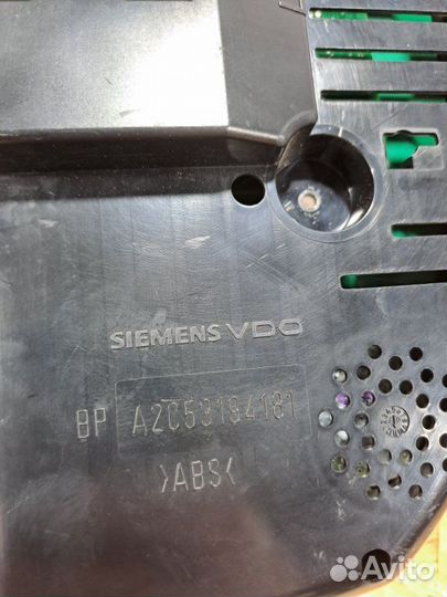 Панель приборов Volkswagen Passat B6 2.0 TDI 2007