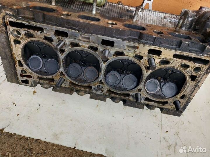 Головка блока цилиндров Renault Laguna 2 F4R11