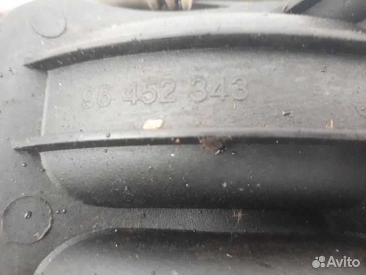 Коллектор впускной Chevrolet Lacetti F16D3