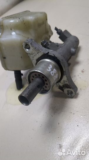 Цилиндр тормозной главный Mazda 3 (BK), 2004