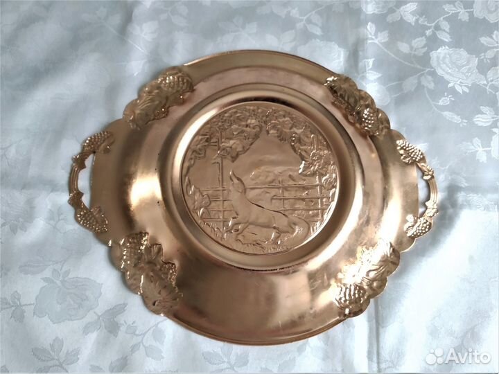 Блюдо для фруктов