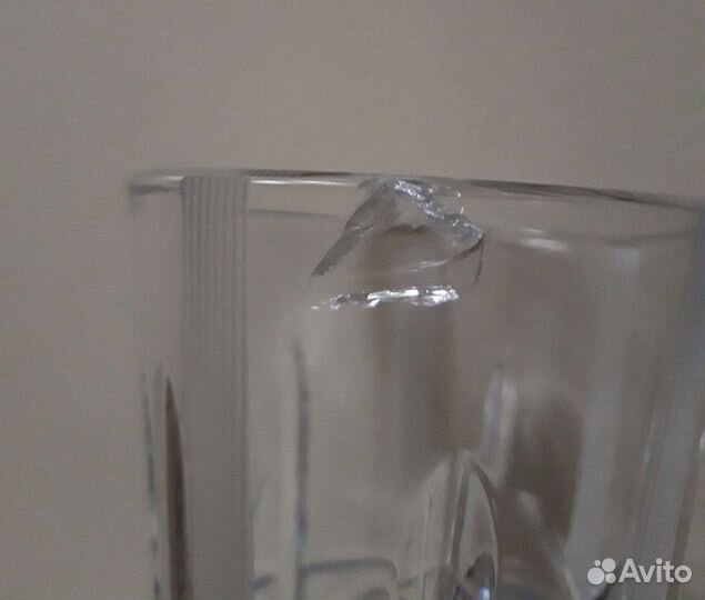 Хрустальная ваза
