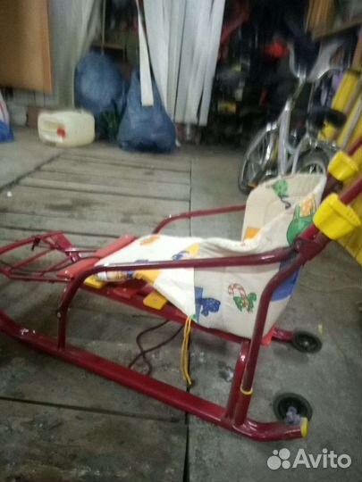 Детские санки с колесами