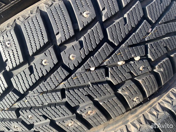 Roadstone Winguard WinSpike 225/60 R16