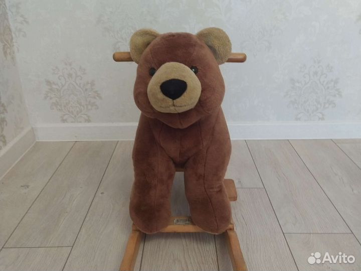 Детская игрушка качалка