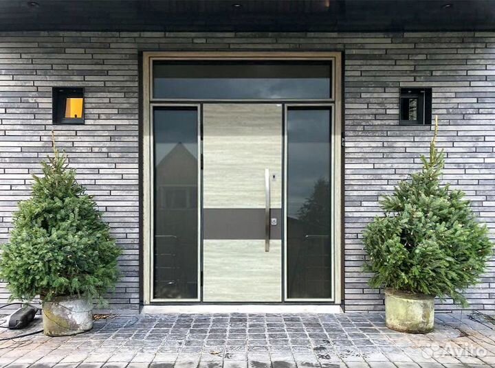 Дверь входная алюминиевая (с фрамугами)