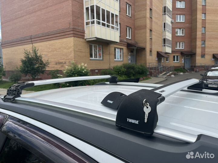 Багажник на крышу автомобиля Thule