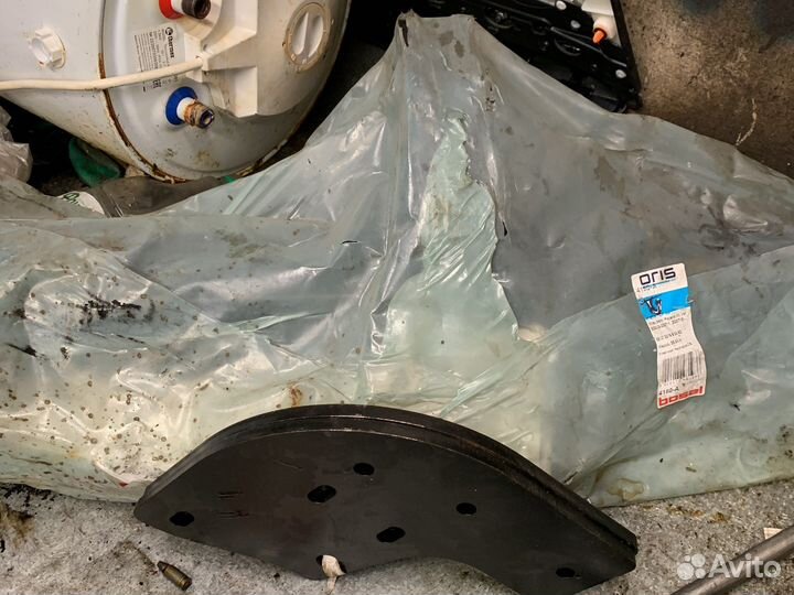 Фаркоп Mitsubishi Pajero IV 2007-2020