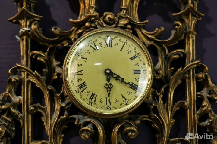 Старинные настенные часы