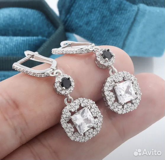 Шикарные серьги,новинка,Дубаи