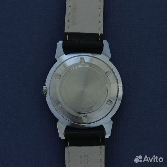 Кировские наручные механические часы СССР