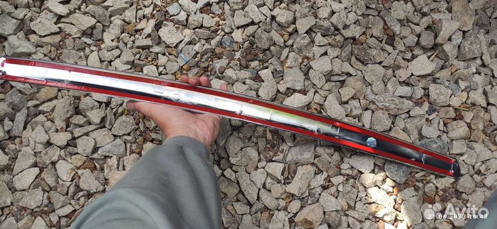 Молдинг капота Ford Focus 2