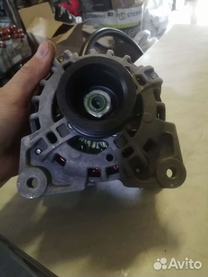 Генератор на рено логан231007633R