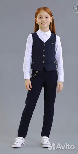 Жилет, кардиган и брюки Маленькая леди новые