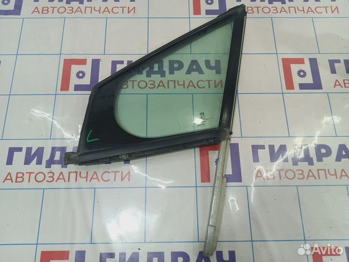 Стекло двери передней левой форточка Peugeot 408 9