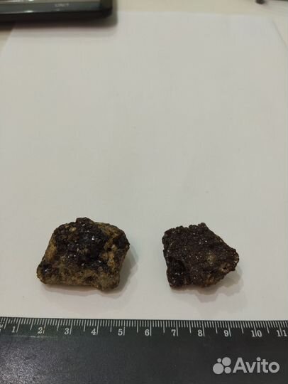 Гранат в породе камень минерал 2 шт. лот