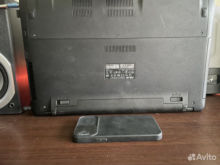 Ноутбук asus