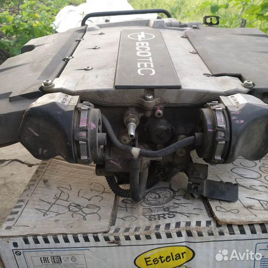 Впускной коллектор в сборе и мебельная прессвайма