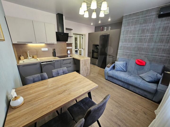 2-к. квартира, 65 м², 6/17 эт.