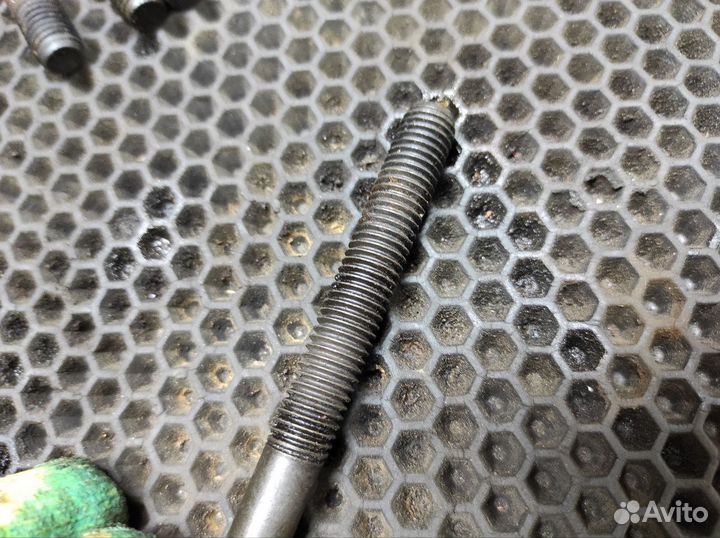 Болты гбц Mercedes m111