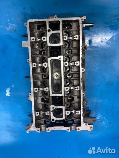 Головка блока цилиндров для Mazda 3 2005-2009